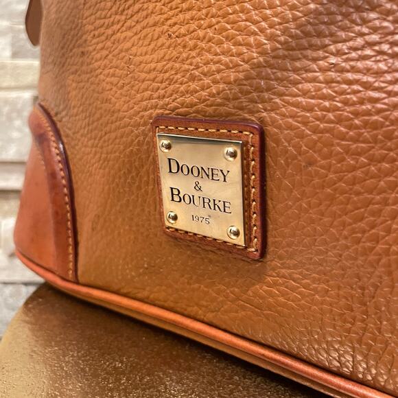 Dooney & Bourke Wexford Leather Hobo Shoulder Bag | Large | Chestnut & Tan - Picture 3 of 16